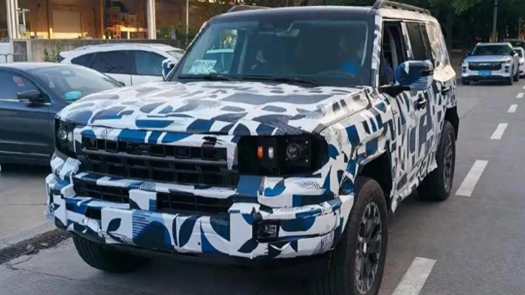 奇瑞全新硬派SUV，捷途T5量产版，外观方正硬朗，背挂式备胎