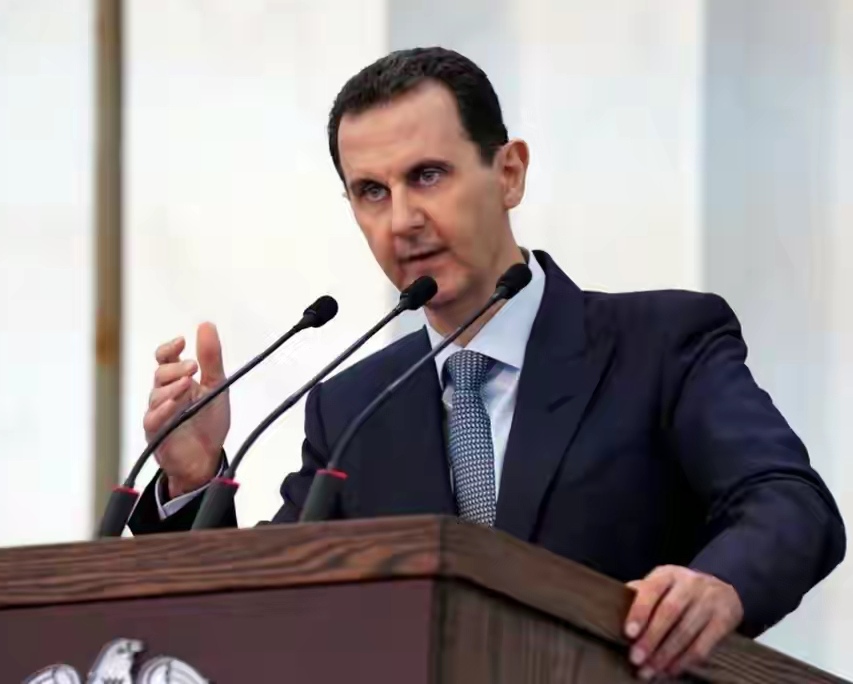 很多人说巴沙尔离开叙利亚时卷走了1300多亿美元，然而2010年之前，也就是叙利