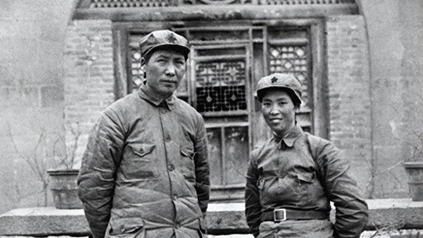 贺子珍的17岁亲弟弟犯错被枪决，毛主席听闻后沉默：他只是个孩子