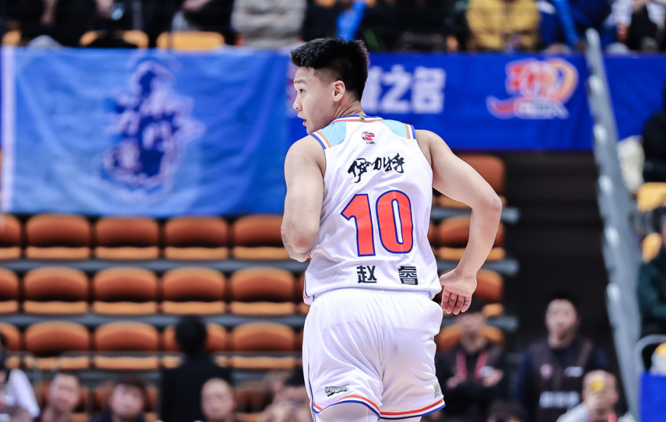 CBA联赛本土后卫本赛季数据对比，青春风暴来袭