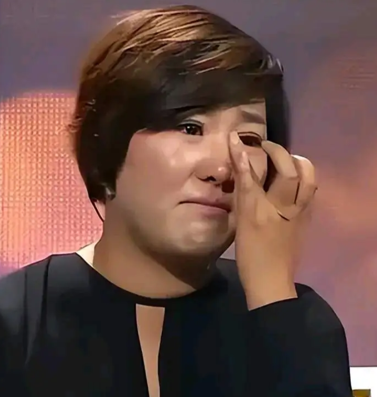 婆婆尿毒症，儿子儿媳2年欠下40多万为她治病！哪料，婆婆去世3个月后，儿子去体检