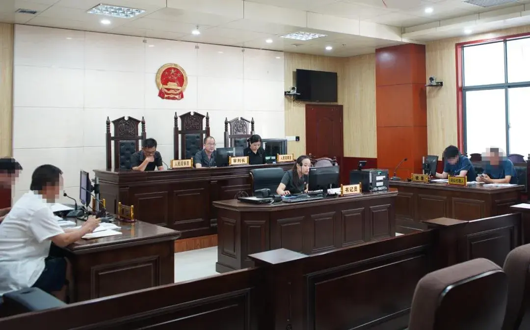 这是越闹越大！党某被判了死刑，消息传得飞快，全国上下都知道了。法院这下子头疼了，