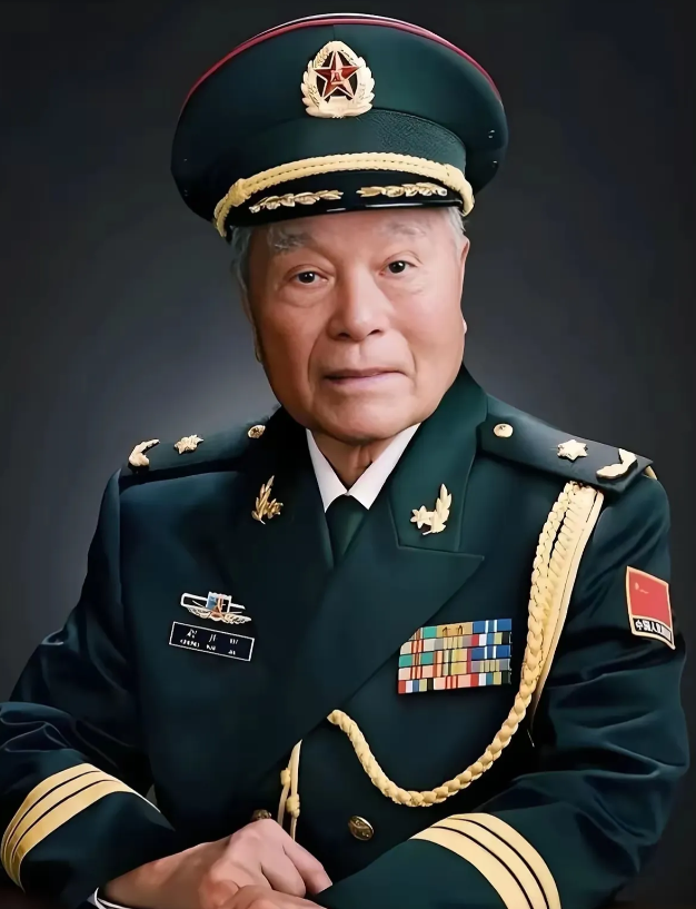 隐姓埋名40载，核司令程开甲！
六大荣誉加身，他才是真正的民族之光！
1、有这样