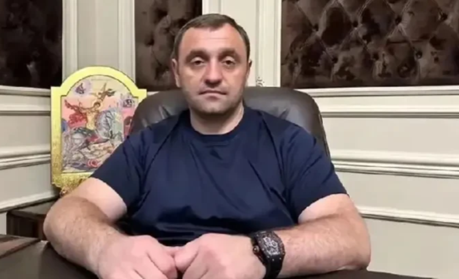 乌克兰最大的叛徒阿尔缅科.萨尔基将军在莫斯科的柳别列斯基的红帆住宅区被处死。2月