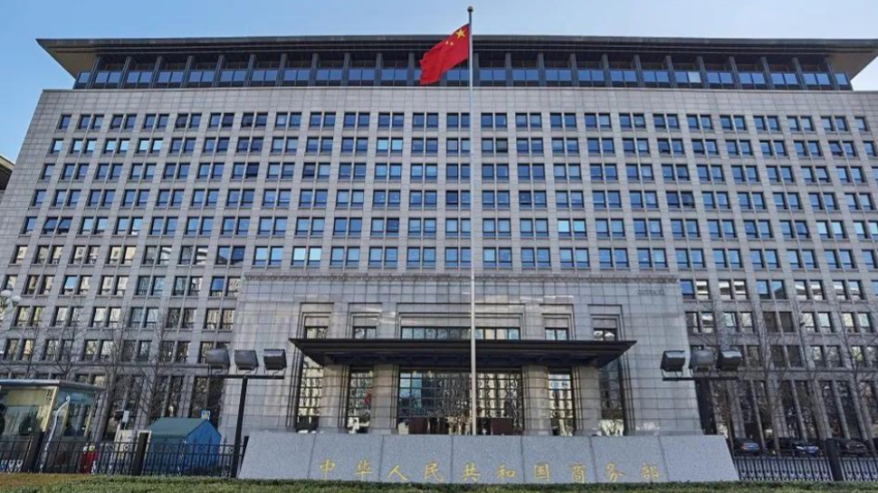 新加坡联合早报今日（1月14日）报道：“时隔12天，中国大陆官方再将对台军售的美