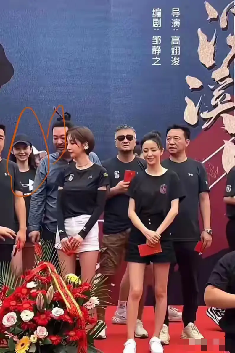 原来是一场再简单不过的权色交易罢了！
