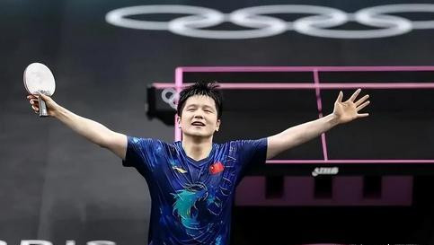 绝处逢生！樊振东捍卫国球，4比3逆转战胜张本智和进入半决赛