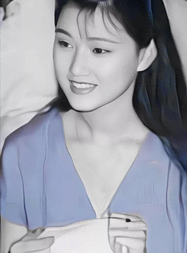 “民歌天后”宋祖英:为何能够连上24年春晚?且看赵本山的评价(苹果充电宝怎么验真假)-第26张图片-九妖电影 “民歌天后”宋祖英:为何能够连上24年春晚?且看赵本山的评价(苹果充电宝怎么验真假)-第26张图片-九妖电影