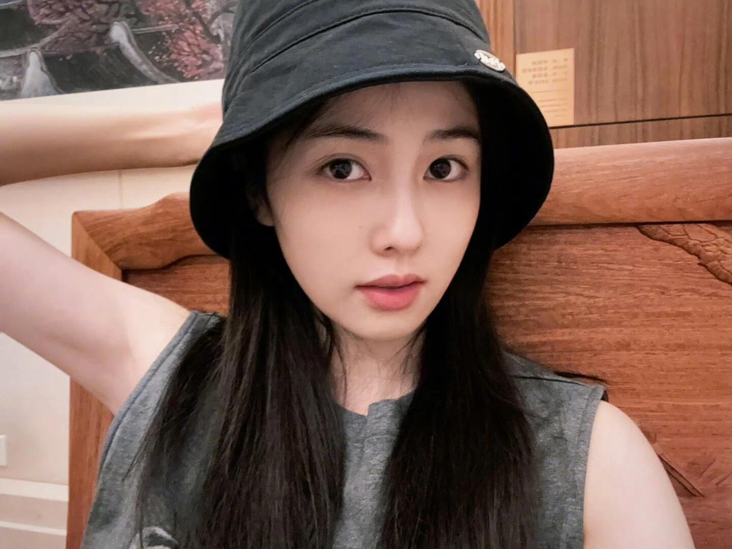 白鹿也很好看