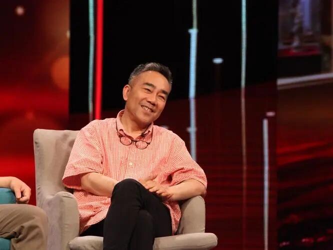 杨议以快板技艺回击李宽嘲讽展现相声界实力