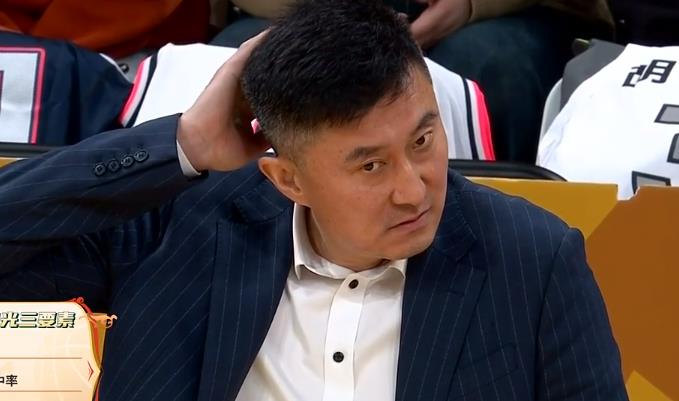听听媒体专家怎么说？广东92-103不敌广厦，完败于对手，外援阿姆斯表现糟糕，成
