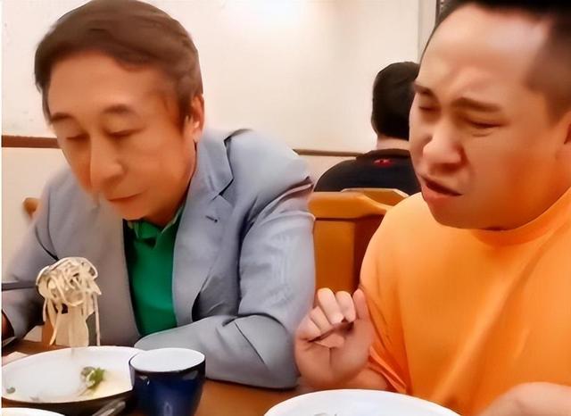 都是冯巩的徒弟,都上过春晚,为何他们的差距越来越大(冯巩的徒弟们)-第5张图片-九妖电影 都是冯巩的徒弟,都上过春晚,为何他们的差距越来越大(冯巩的徒弟们)-第5张图片-九妖电影