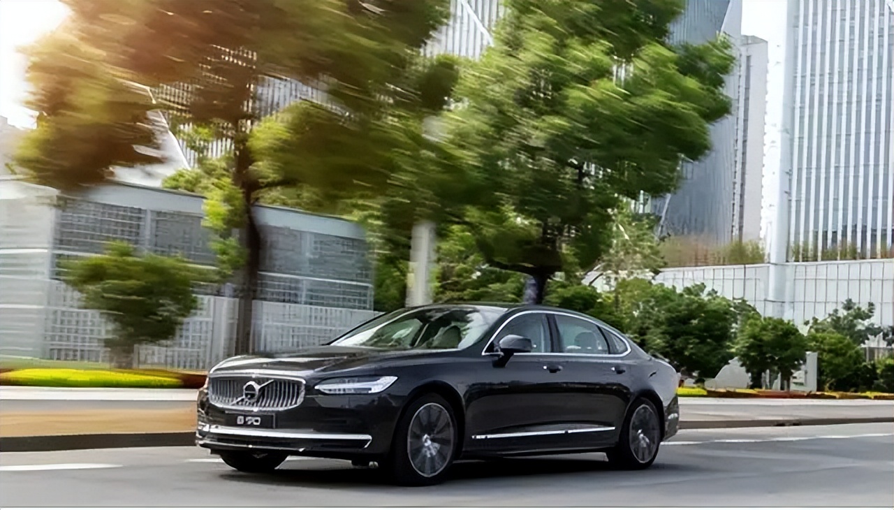 体制内优选座驾，三款低调奢华车型大放价