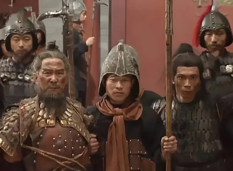 关于三国，有一件事让我百思不得其解！马腾到底是咋想的？为什么非要跑去给曹操送人头