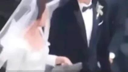 乔妹离婚因男方想生娃

                            