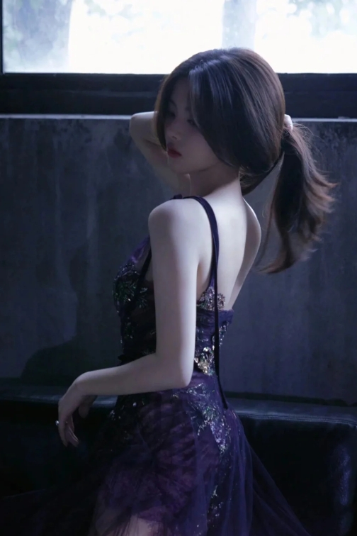 杨超越——娇艳欲滴
