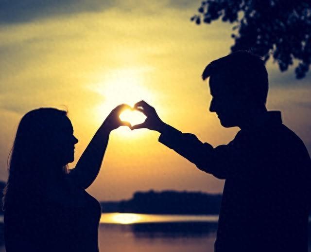 女人移情别恋，男人要看懂这些信号