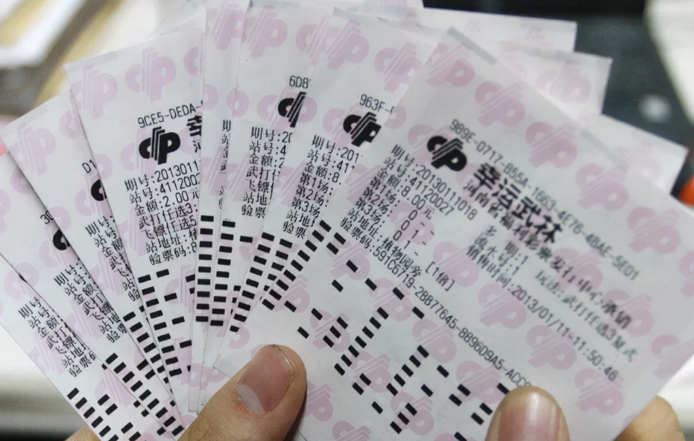 “想白嫖19万！”山东青岛，男子连续3年到彩票店购买彩票，后与老板约定以合买方式