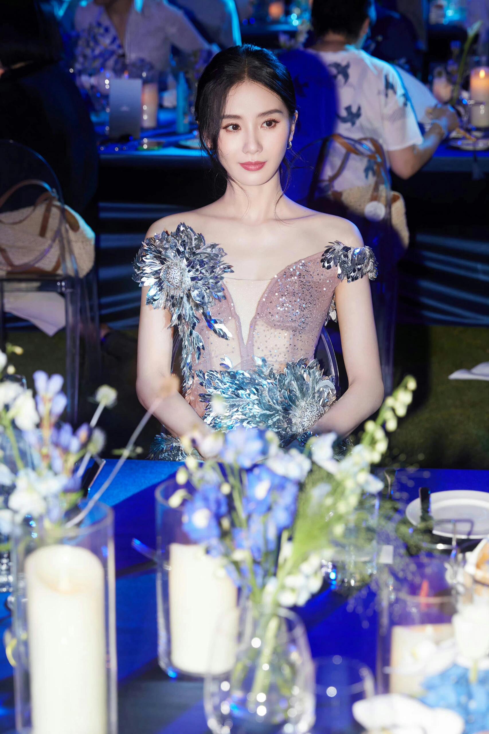 优雅闪耀美人刘诗诗