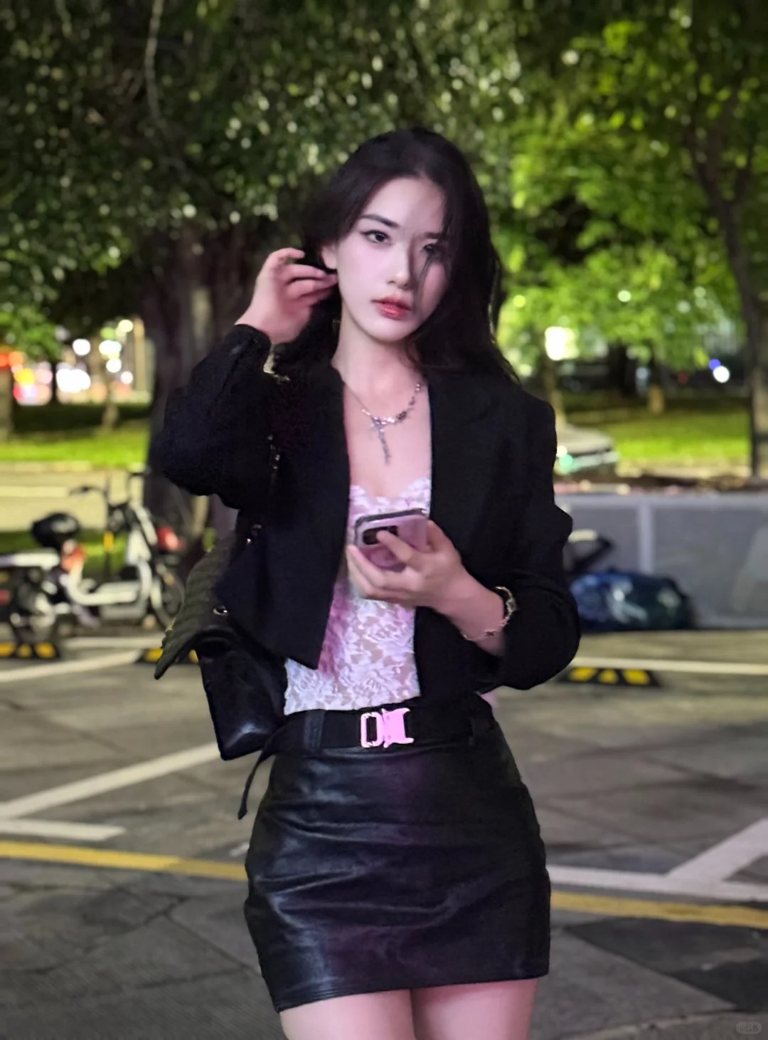 🪵雨天在想什么
