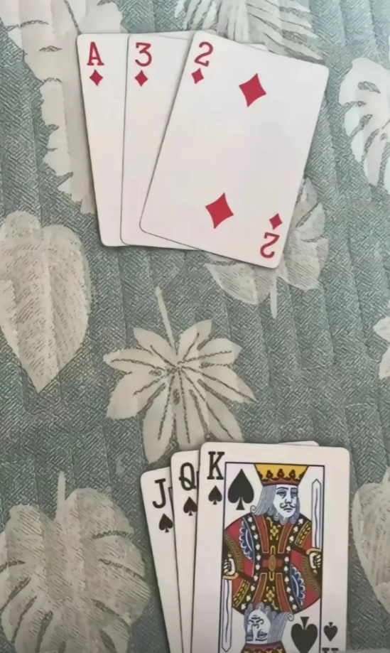 炸金花，这到底哪个大啊？