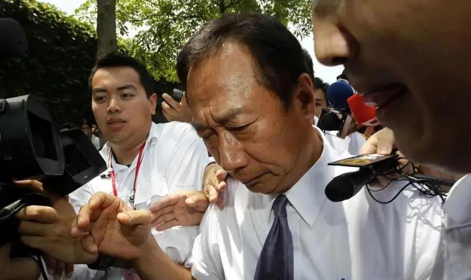 “只要大陆敢打，我就敢送”2023年，富士康创始人郭台铭公开宣称，如果两岸发生军