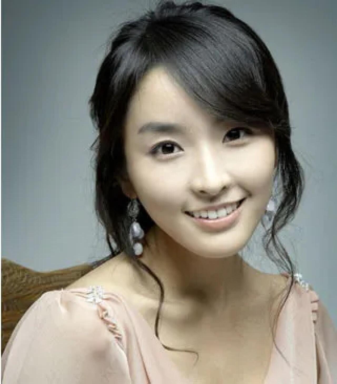 郑柔美，韩国女演员