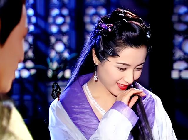 她是“两百年一遇”的美人,曾靠美貌征服3个影帝,如今仍然未婚(两百年的孤独)-第11张图片-九妖电影 她是“两百年一遇”的美人,曾靠美貌征服3个影帝,如今仍然未婚(两百年的孤独)-第11张图片-九妖电影