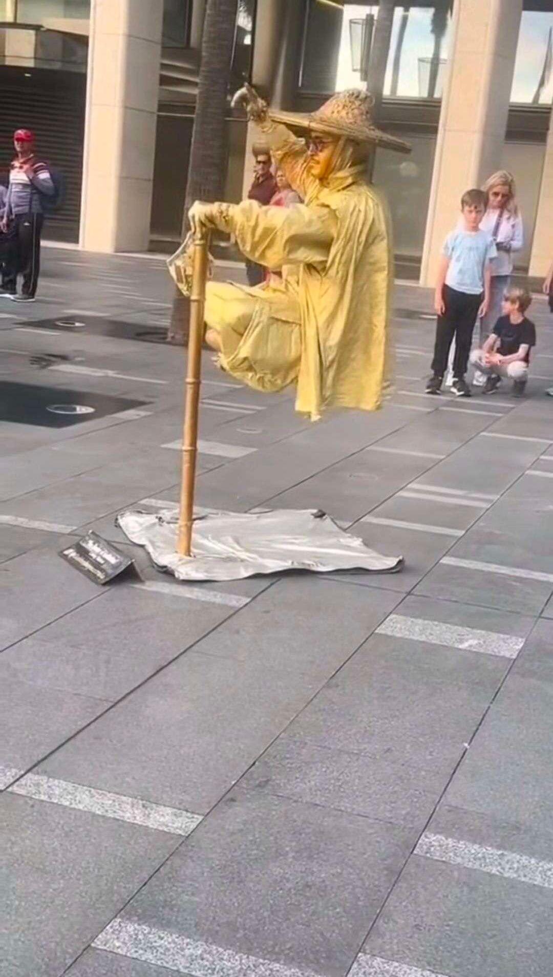他是怎么做到的？？