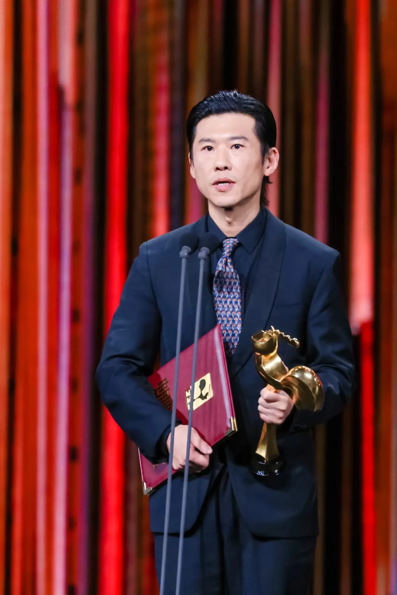 王骁获奖感言提到这几个人