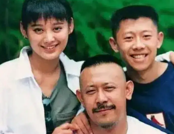 刘晓庆在《一路繁华》，能大方提到这3个人，真的没有想到！

刘晓庆说，我提携过姜