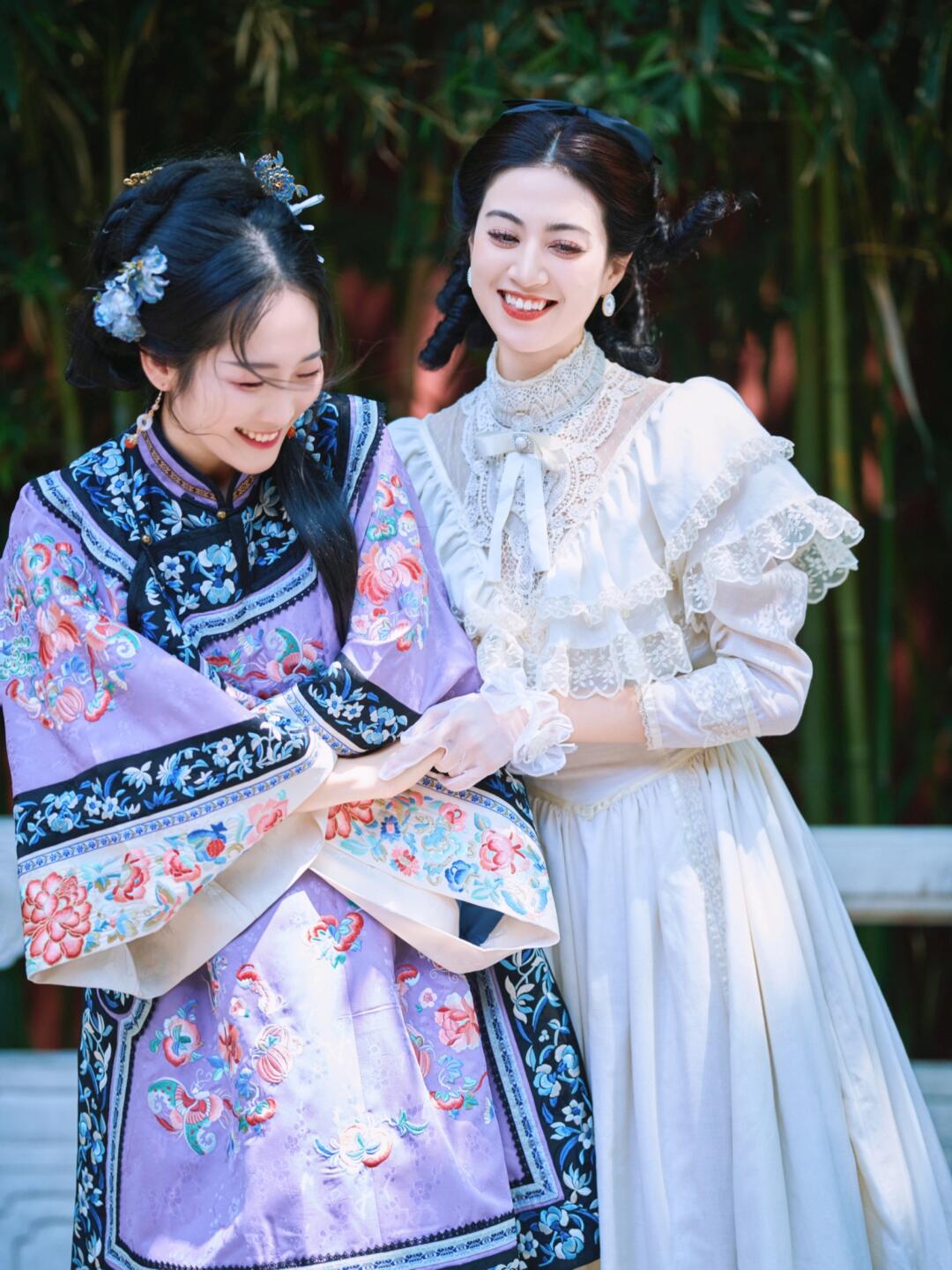 留洋归来的大小姐和清汉女📷｜摄影日常🎉👉她才不是旧社会的遗物! 💃她是变