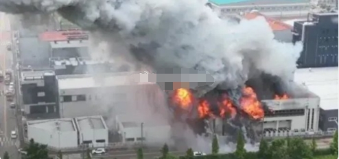 韩国电池厂火灾致 20 余人遇难，最关键的是要马上逃生，不耽误一分一秒。这次事故