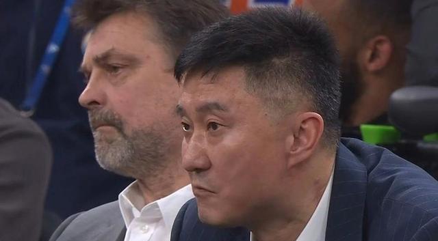 广东男篮内讧？杜锋直言与吉伦沃特不和，徐杰也遭批评