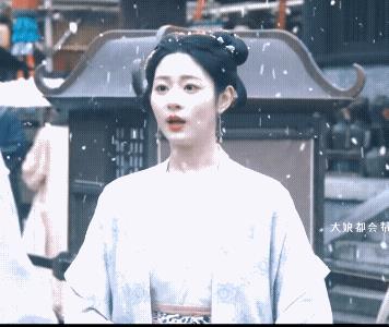 《五福临门》他们比杜探花更早相遇，桑石头也是有点姿色的
桑石头又争又抢的，看着又