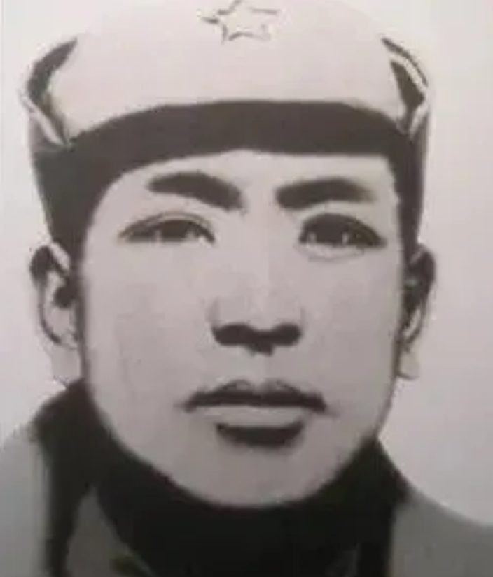 1930年，罗南辉被捕，面对审讯，他很快向敌人屈服，奇怪的是，敌人打算放了他，而