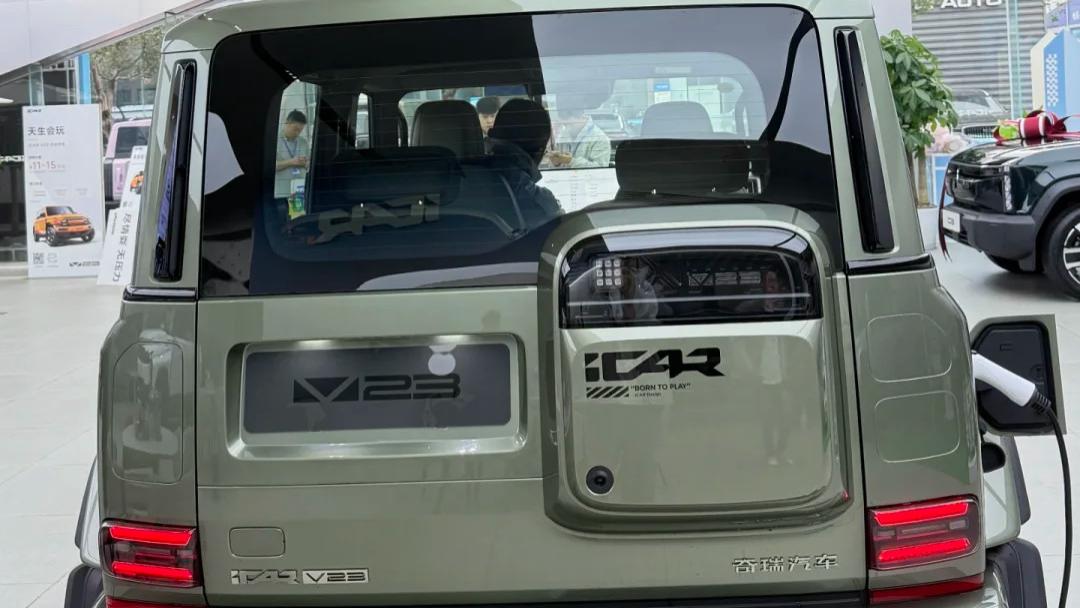 梦想与现实交织的城市越野车iCAR V23