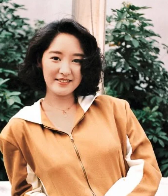 雪梨，擅长饰演性感的蛇蝎美