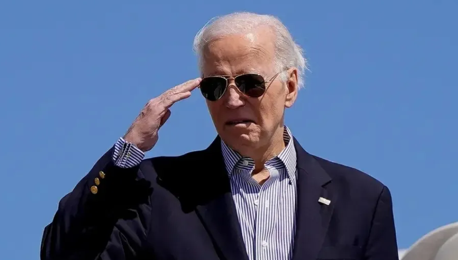 最希望川普上台的人其实是拜登！

第一，民主党内部的分裂日益严重，拜登的领导力受