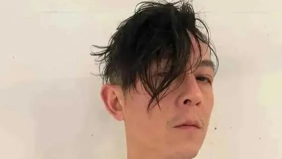 陈冠希女儿美国学校出事！被大火烧毁后劝网友捐款，有人出来怒骂