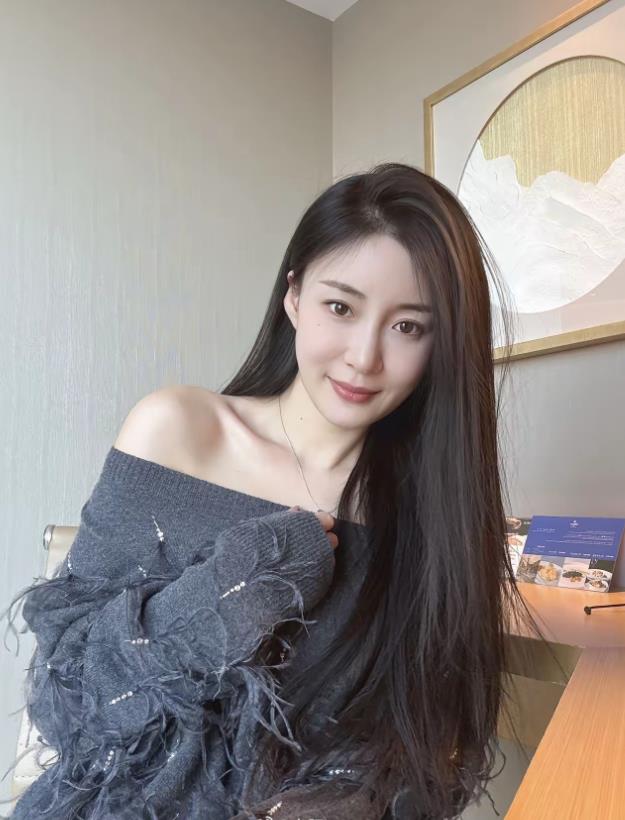 不要被廉价的言语所感动，毕竟说话不需要成本。感谢真诚的你，一路陪伴，不离不弃。