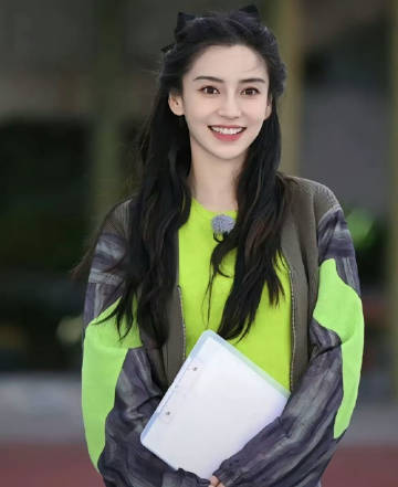 Angelababy和杨幂到底谁颜值高？