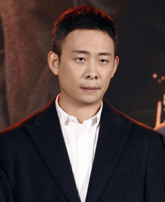 人在家中坐，锅从天上来？张译又摊上事了！南大碎尸案逝者家属公开控诉演员张译，只因