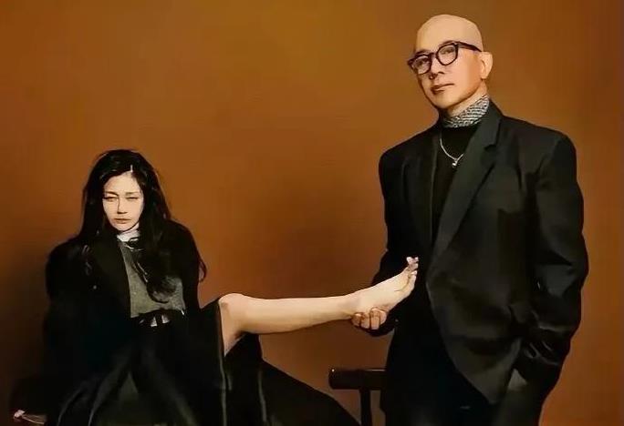 虽然具俊晔说放弃遗产，都给S妈妈，这是重点
但是丝毫不提，为什么会耽误治疗，为什