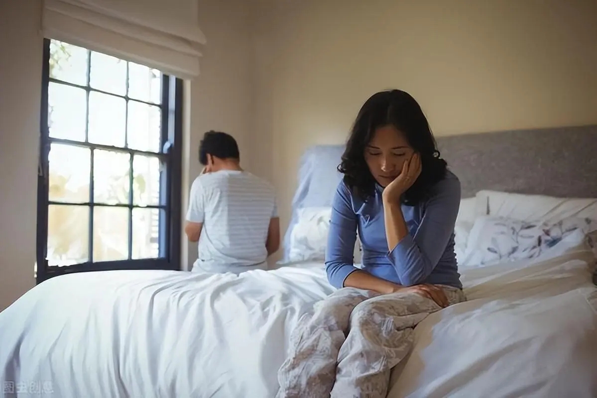 完全不要脸！辽宁大连，女子新婚当晚，丈夫把她晾在一边倒头就睡，其后借口工作忙家都