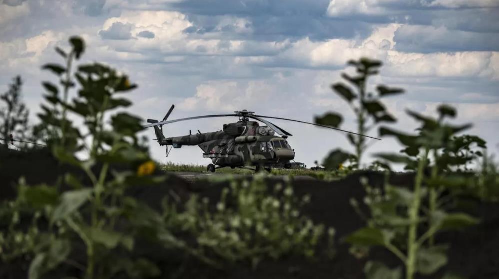 乌克兰这一次真的是偷鸡不成蚀把米！
试图劫持俄军的一架电子战直升机，结果不仅没有