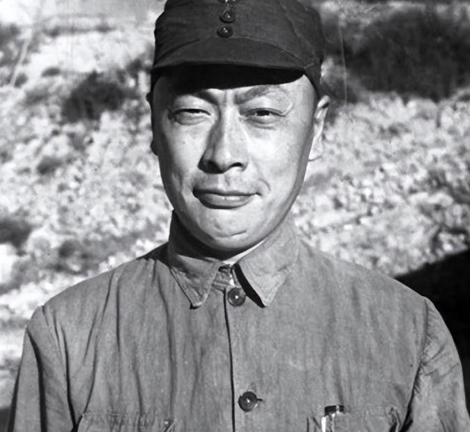 1946年解放战争爆发，陈毅被派往山东作战，但不知为何，六战五败，众将愤怒地联名