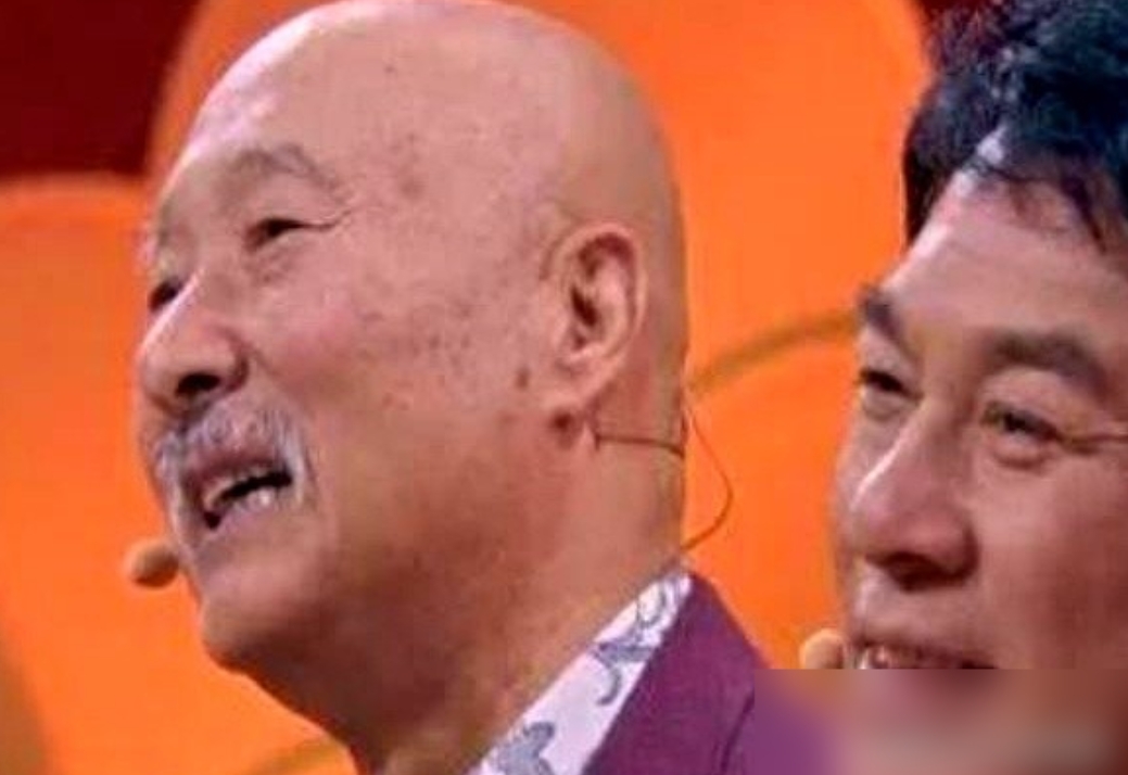 真相大白！1984年春晚陈佩斯和朱时茂差点中途退出！

临近开演，陈佩斯对着朱时