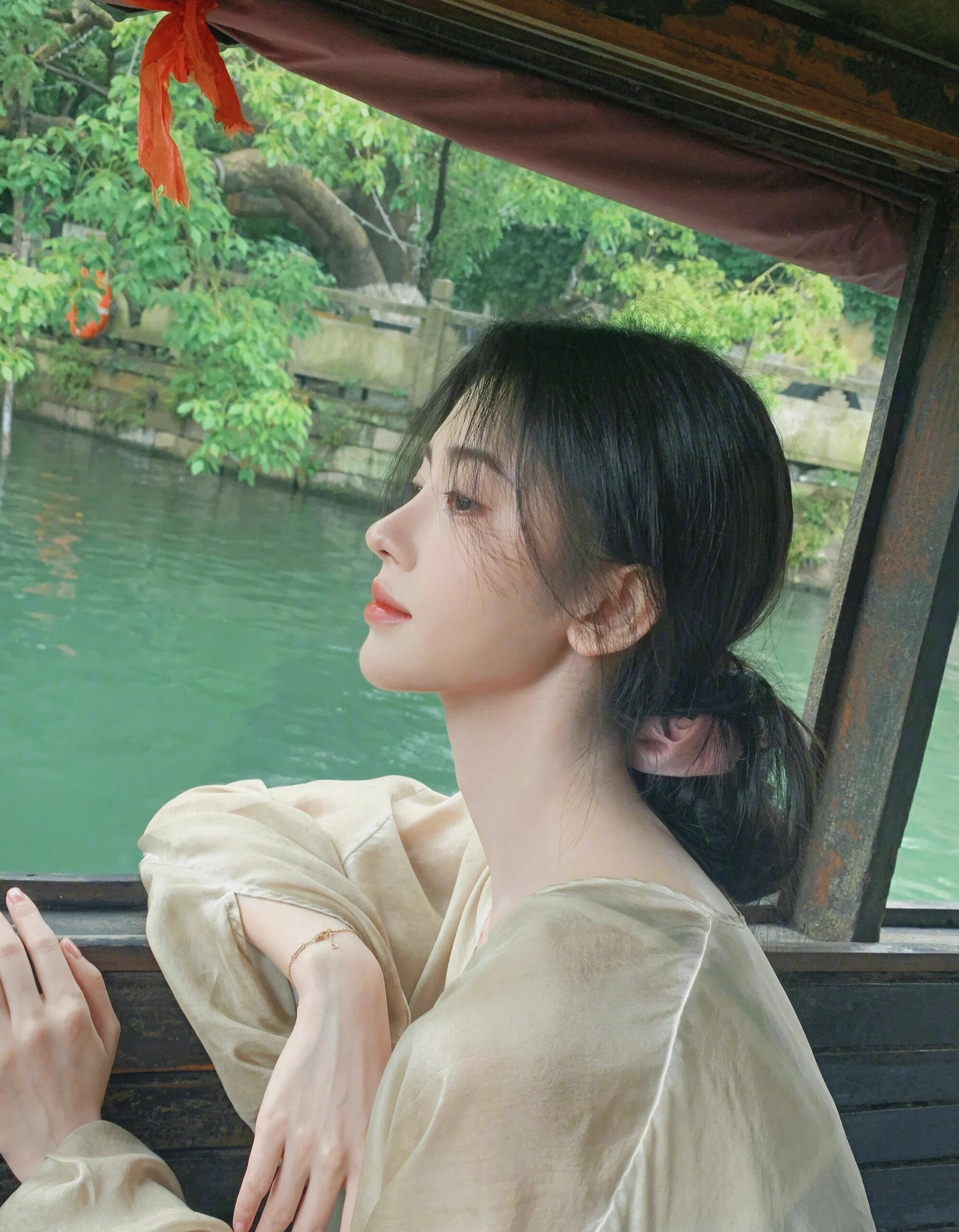 鞠婧祎——清新脱俗