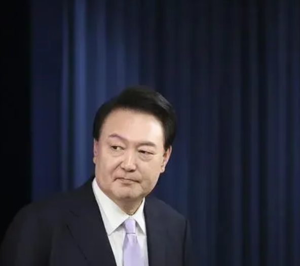 尹锡悦的律师向法院提交了逮捕令意见书